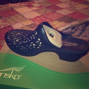 Dansko shoe. Like new!